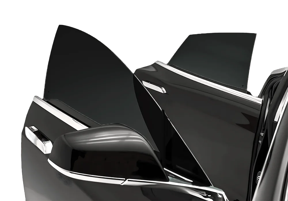 Car door window with its rubber seal and trim